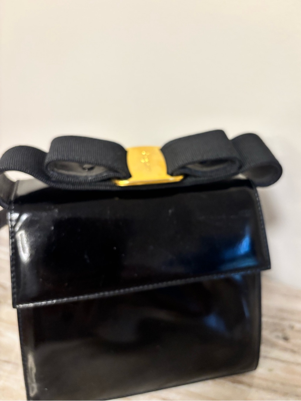 Salvatore Ferragamo Vara Bow Patent Leather Crossbody/Top Handle Bag Black Italy - Picture 7 of 16